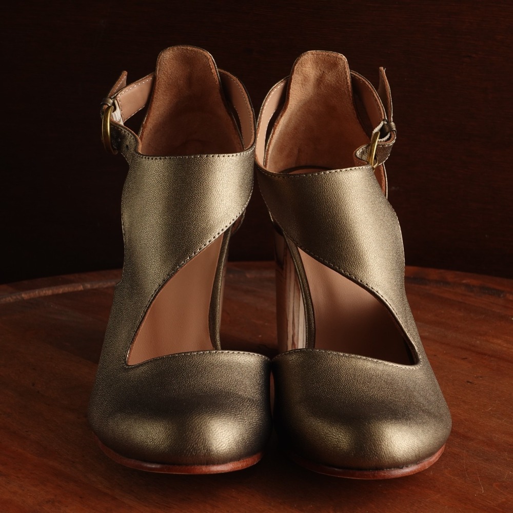 Fortress Of Inca Heels WMS SZ EU 37 US 6.5 Gold Luna Nay Asymmetric Modern Shoes - Picture 3 of 13